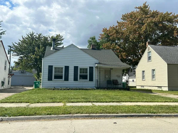 22103 Brittany Ave, Eastpointe, MI 48021