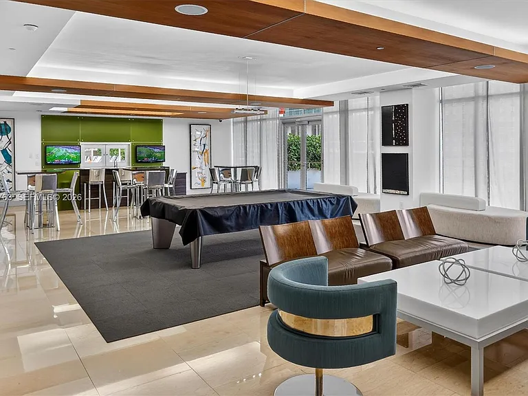 500 Brickell Ave #1100 — Photo 29