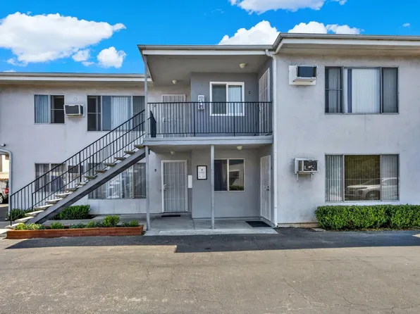 12632 Laurel St, Lakeside, CA 92040