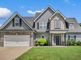 1253 Rich Ellen Dr, Palmyra, TN 37142