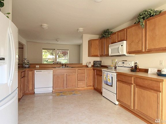 3rd image of 7605 SE Orchard Dr