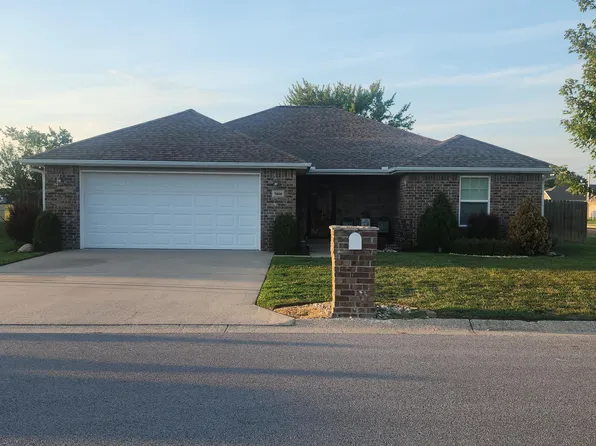 3000 Dusty Lane, Neosho, MO 64850