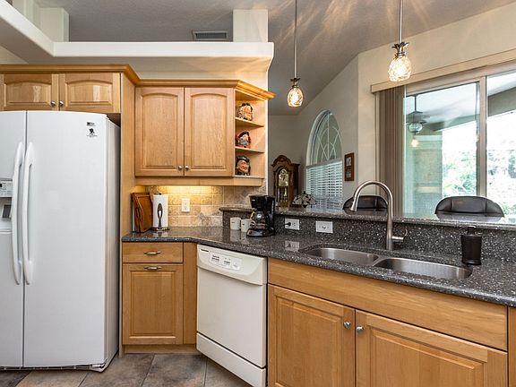 5th image of 6224 Misty Oak Ct