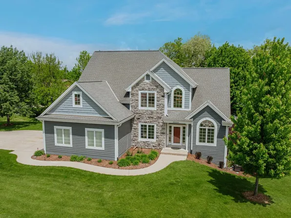 W231N7370 Field DRIVE, Sussex, WI 53089