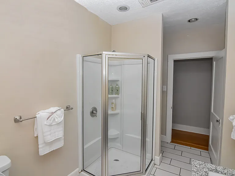 3315 Rogers Ave — Photo 9