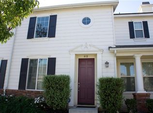 812 E Ruby Lace Way, Azusa, CA 91702