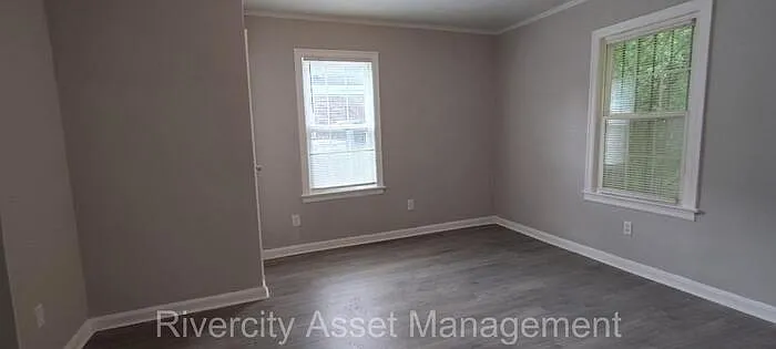 2386 Larose Ave — Photo 7