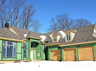 8 Corey Creek Rd, Toledo, OH 43623