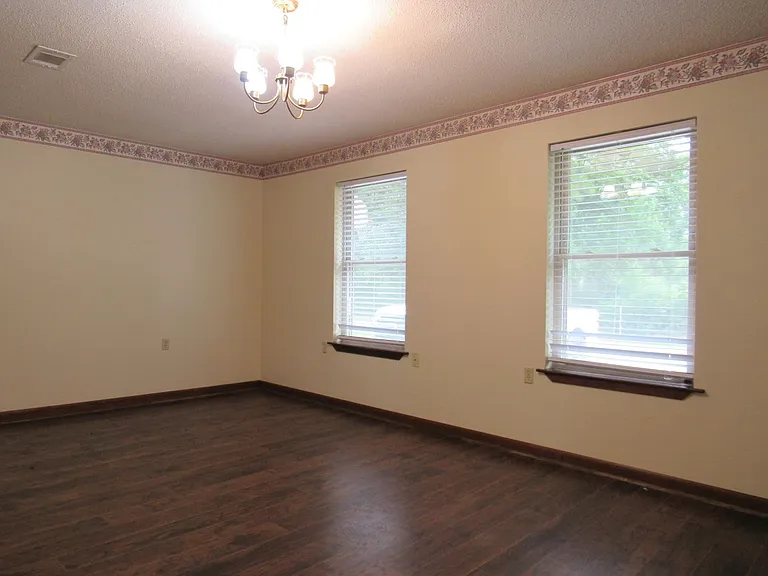 13501 Lower Steel Bend Rd — Photo 20