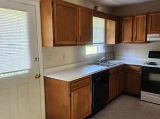 31313 Amherst Cir #4, Glade Spring, VA 24340