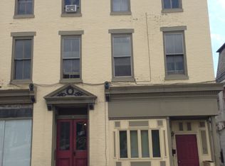 60 Lincoln Way W APT 2, Chambersburg, PA 17201