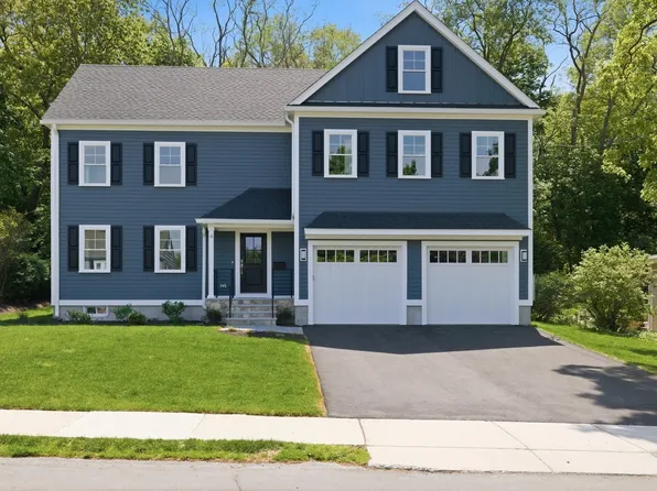 4 Aerial St, Lexington, MA 02421