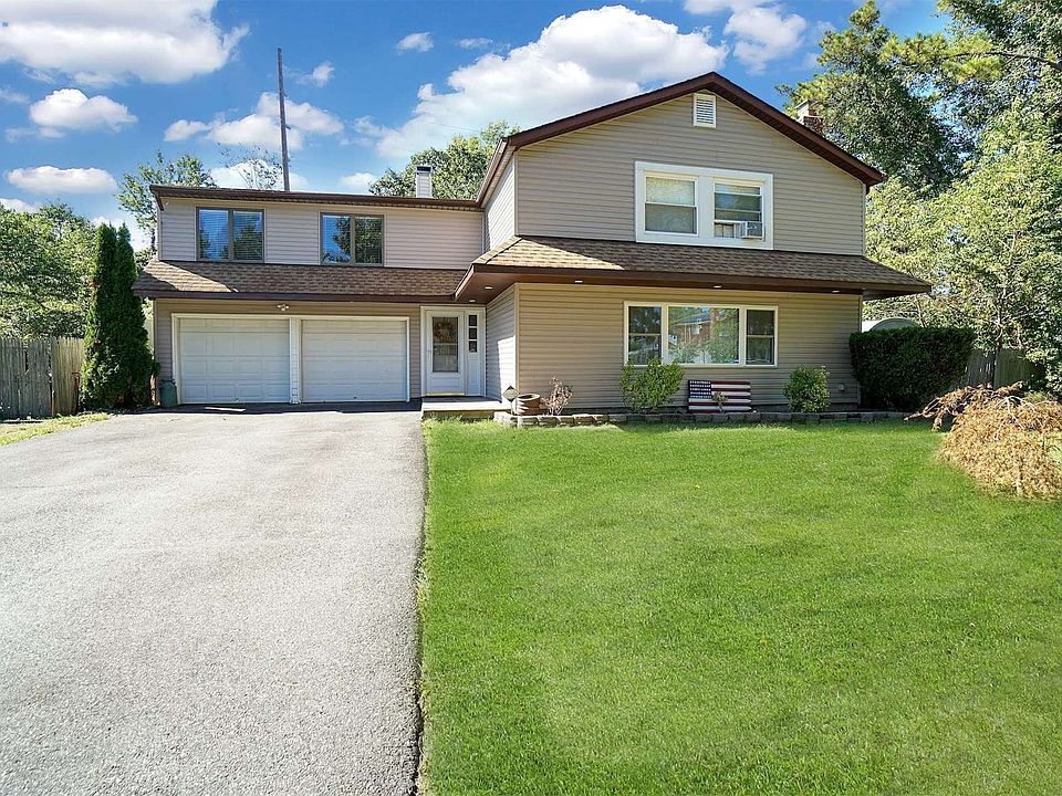 1st image of 22 Ash Dr