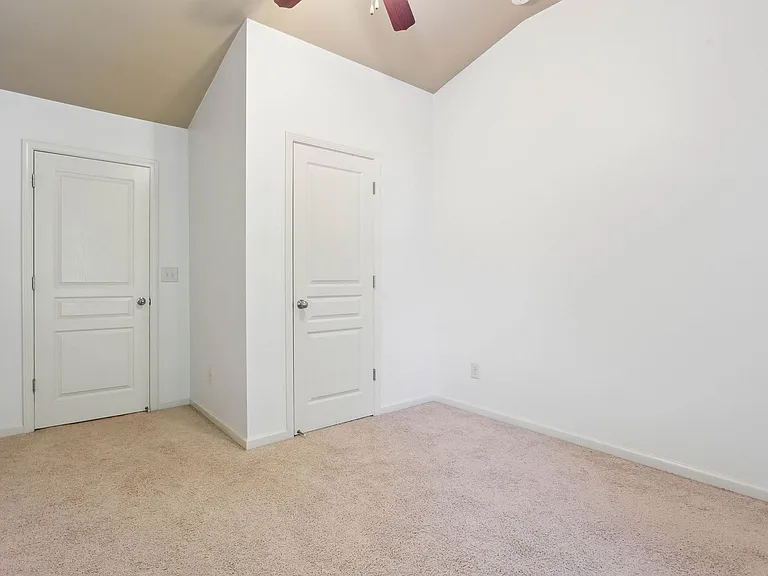 655 Township Cir — Photo 14