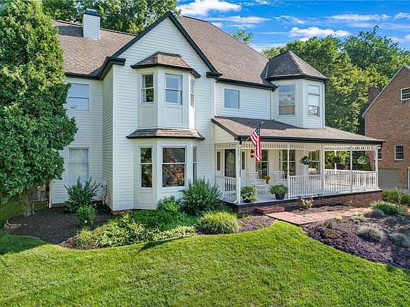 2nd image of 2461 Wedgewood Dr