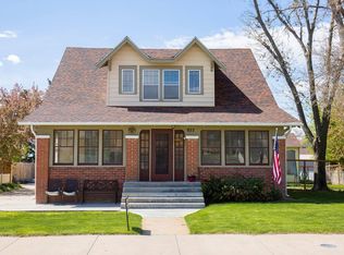 933 2nd St, Chappell, NE 69129
