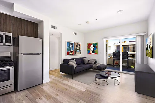 Floor plan 211