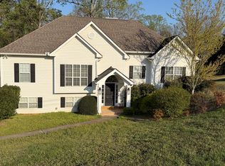 8945 Vanns Tavern Rd, Gainesville, GA 30506