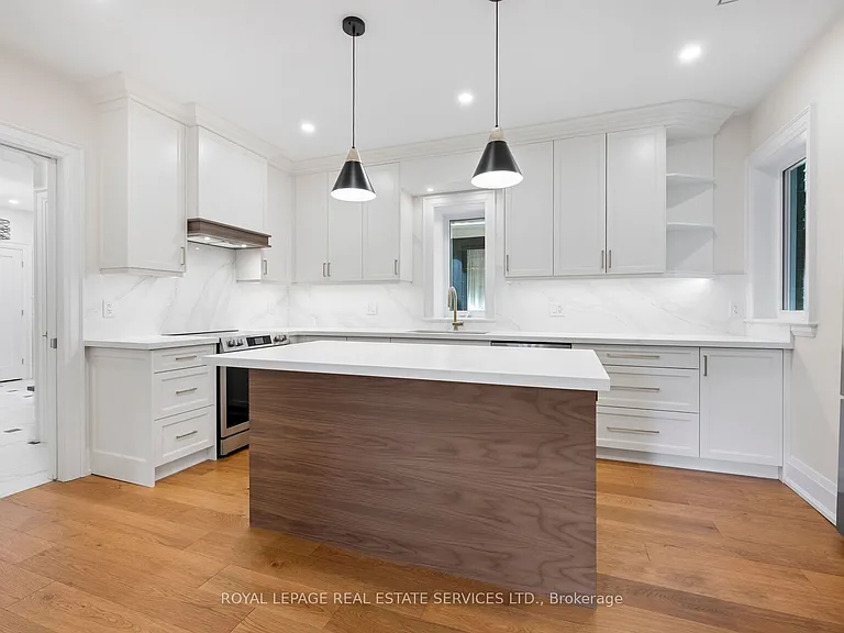 509 Christie St — Photo 8