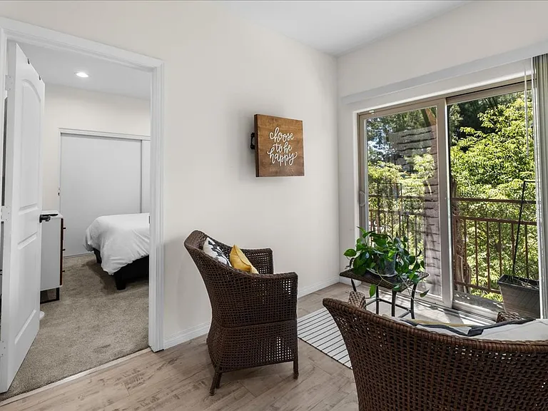 5404 Bellingham Ave #2 — Photo 13