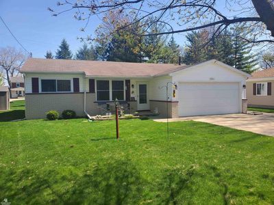554 N William St, Marine City, MI, 48039