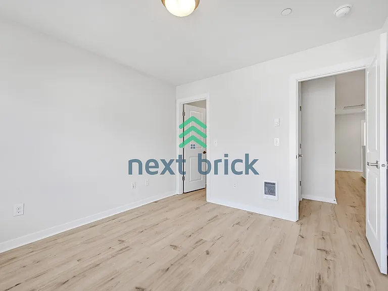 15720 Meadow Rd #M5 — Photo 16