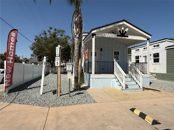 501 S Mistletoe Ave Space 19, San Jacinto, CA 92583