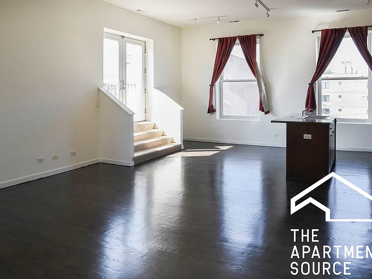 2401 W North Ave #303 — Photo 8
