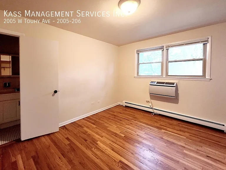 2005 W Touhy Ave #206 — Photo 6