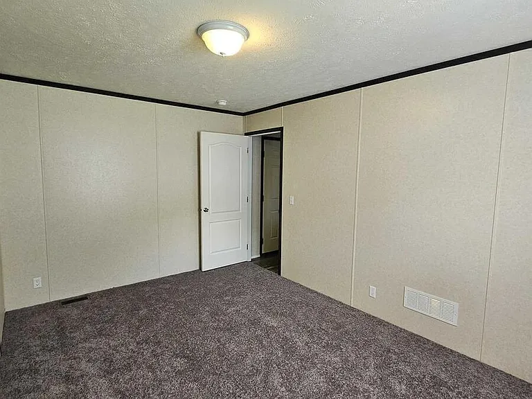 2737 W Washington Ctr #66 — Photo 9