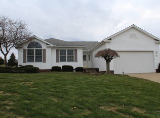 1354 Meadowbrook Ln NE, Carrollton, OH