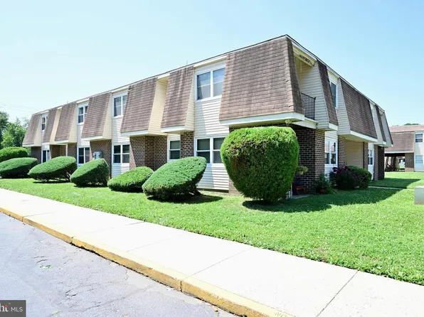 29 Florence Tollgate Pl Unit 8, Florence, NJ 08518