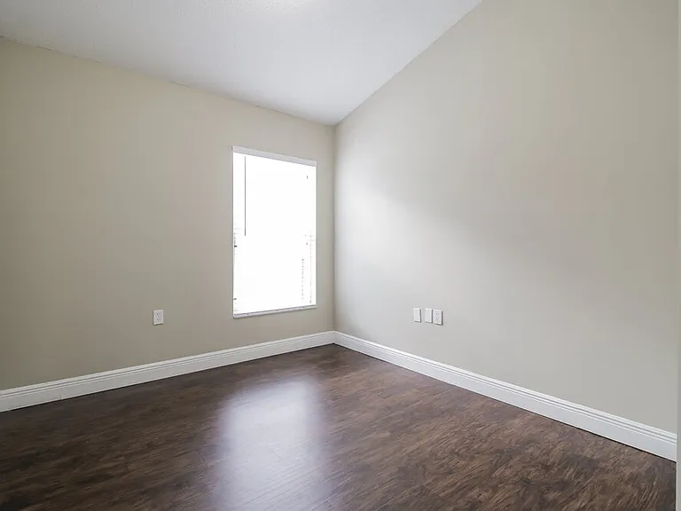 2408 Sonja Ct — Photo 11