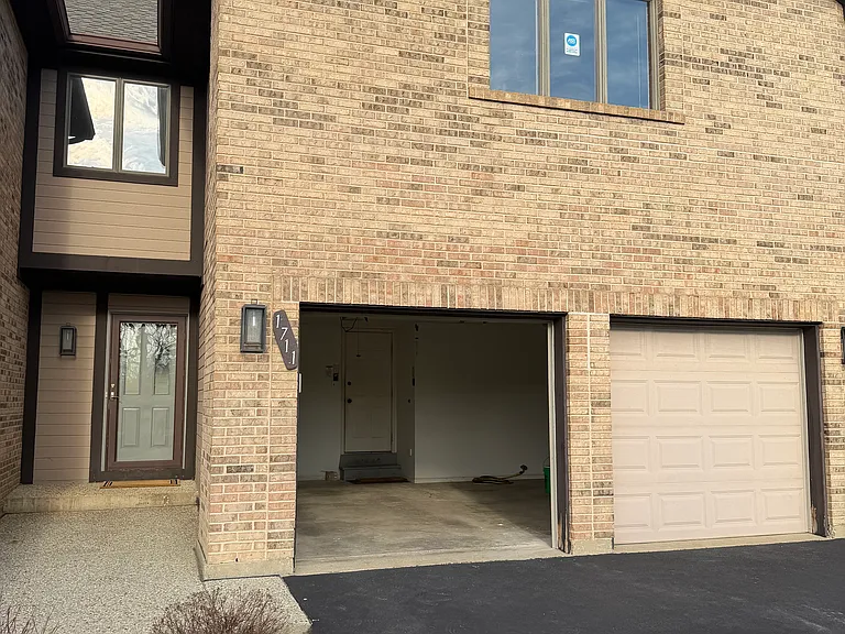 1711 Pebble Beach Ct — Photo 1