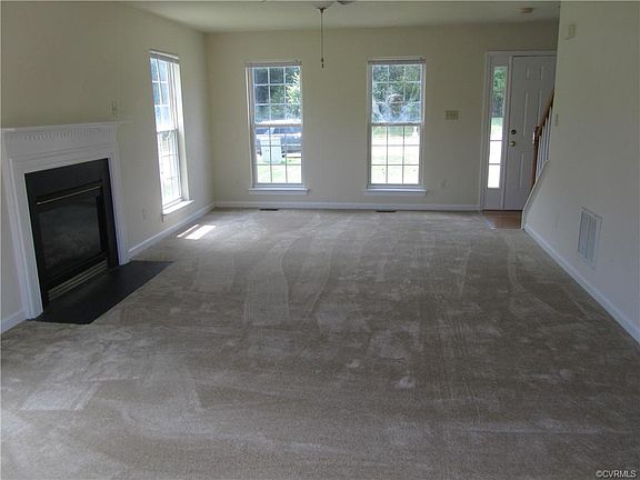2nd image of 10649 Sherwin Pl