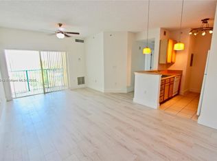 6001 SW 70th St APT 609, South Miami, FL 33143