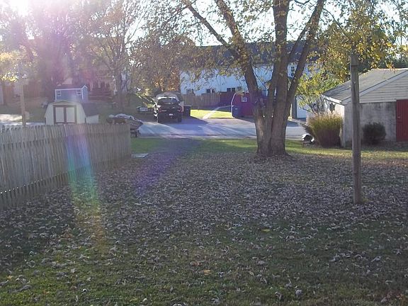 3rd image of 223 Cross Keys Dr