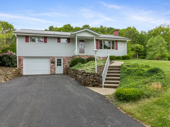 705 Hepburn Rd, Dubois, PA 15801