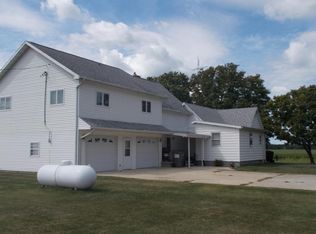 164 N County Highway 15, Herrick, IL 62431