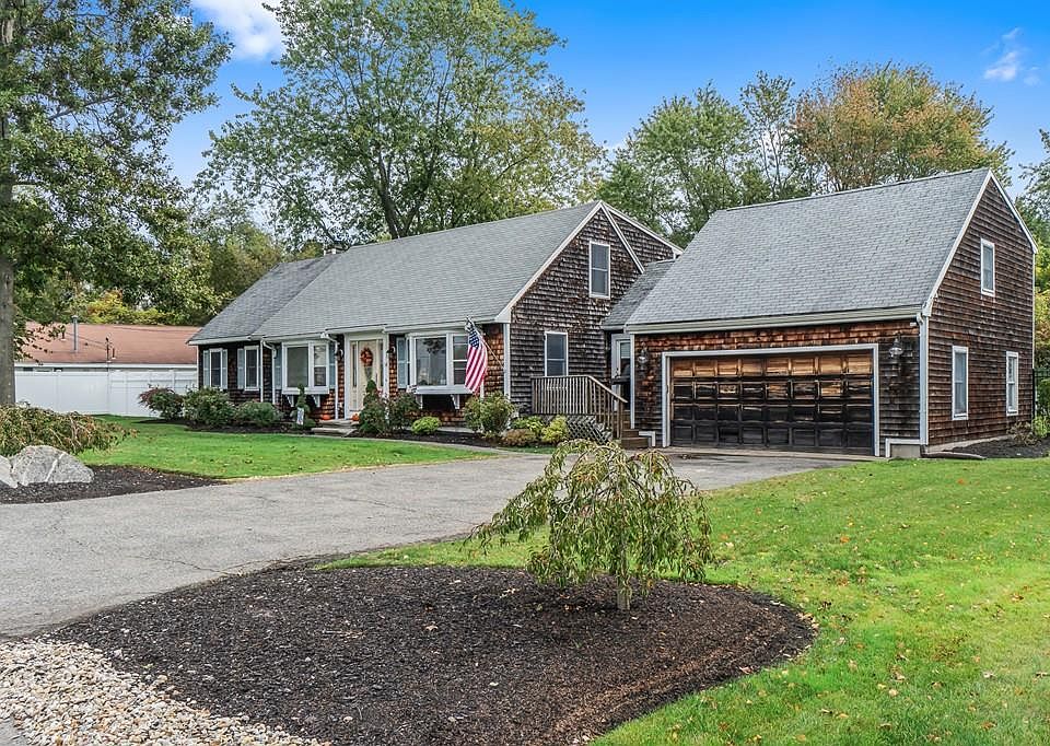 14 Bradstreet Ave, Danvers, MA 01923 Zillow