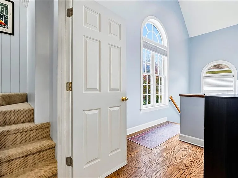 4565 Windsor Park Pl — Photo 16