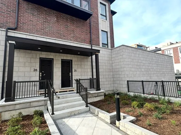 4035 Hickory Dr, Mississauga, ON