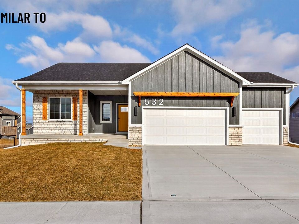 1st image of 547 Walnut Dr