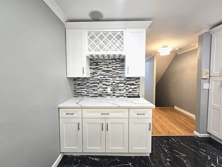 174 Palisade Ave #109 — Photo 10