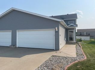 1135 38 1/2 Ave W, West Fargo, ND 58078