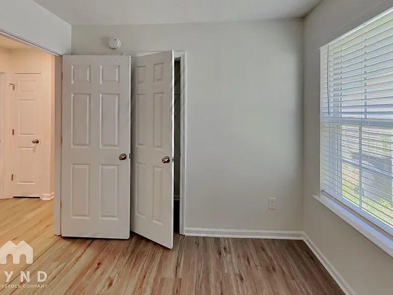 1848 Mission Oaks St — Photo 15
