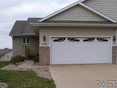 3112 E Bragstad Dr #6B, Sioux Falls, SD, 57103
