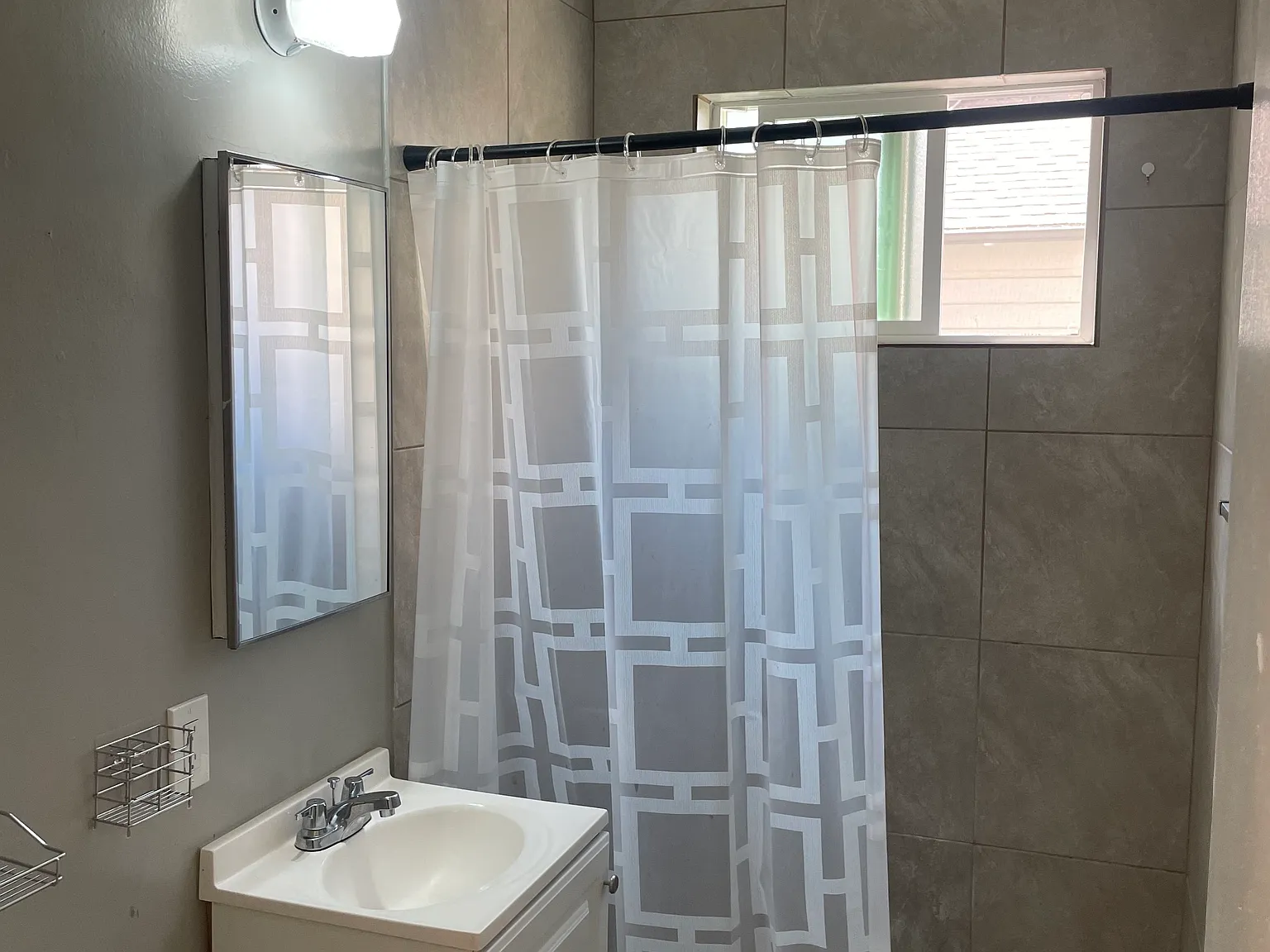 Studio, 330 sqft, $1,800 — Photo 4