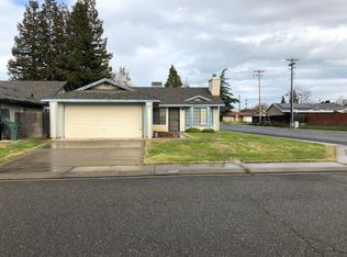 1307 Bailey Dr, Ripon, CA 95366