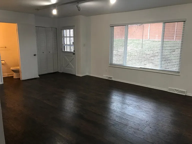 3930 S Yosemite St — Photo 17